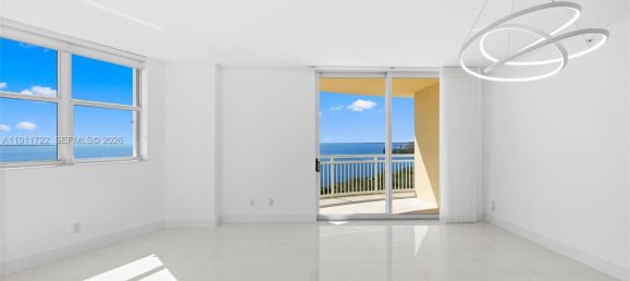 2 Schlafzimmer Gewerbliche Immobilien in Miami, USA, Nr. 615826 6