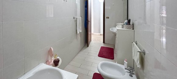 Apartamento T4 em Palermo, Italy N.º 325738 19