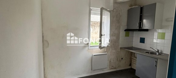 Studio in Draveil, France No. 289468 3