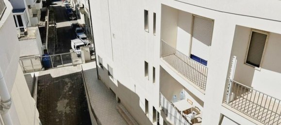 Apartamento de 2 dormitorios en Otranto, Italy No. 336970 2