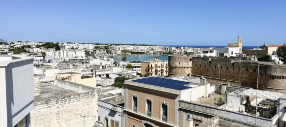 Apartamento de 2 dormitorios en Otranto, Italy No. 336970 26