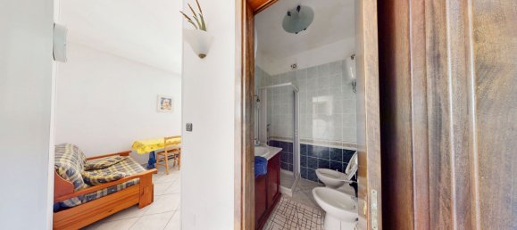 Apartamento de 2 dormitorios en Otranto, Italy No. 336970 10