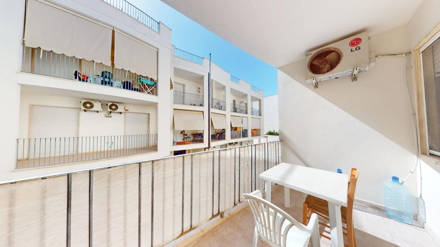Apartamento de 2 dormitorios en Otranto, Italy No. 336970