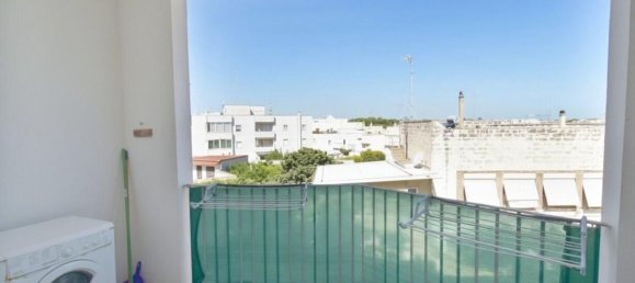 Apartamento de 2 dormitorios en Otranto, Italy No. 336970 17