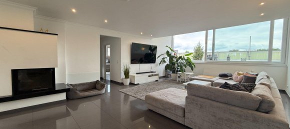 1384m² Building in Essen, Germany No. 322974 12