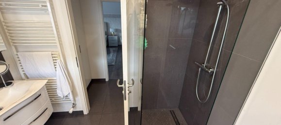 1384m² Building in Essen, Germany No. 322974 15