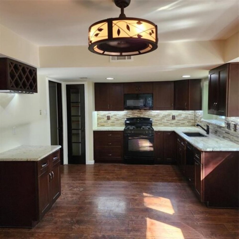 3 bedrooms House in Garland, USA No. 371689