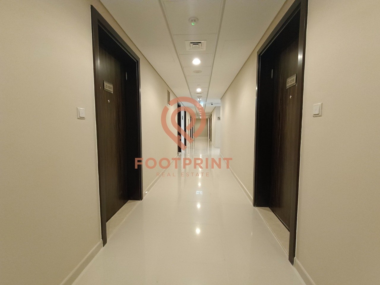 2 bedrooms Apartment in Dubai, UAE No. 24388