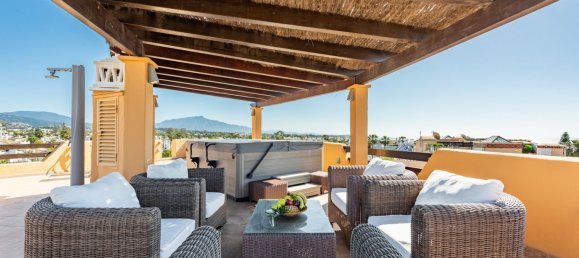 3 غرف نوم بانتهاوس في Estepona, Spain رقم 148330 24