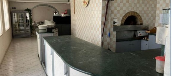 7 rooms Apartment in Agugliaro, Italy No. 210288 2