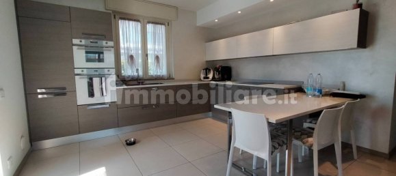 2 غرف نوم فيلا في Bonate Sopra, Italy رقم 377413 13