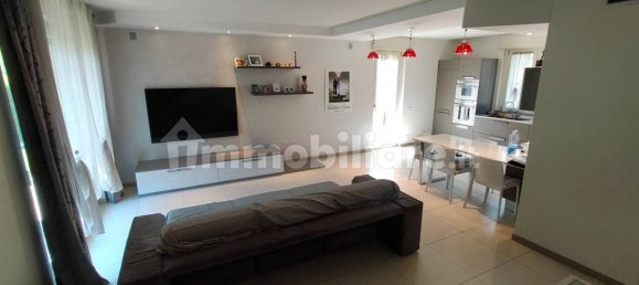 2 غرف نوم فيلا في Bonate Sopra, Italy رقم 377413 12