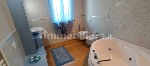 2 غرف نوم فيلا في Bonate Sopra, Italy رقم 377413 21