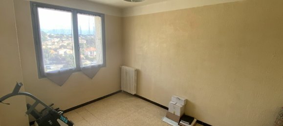 2 bedrooms Apartment in La Seyne-sur-Mer, France No. 286855 4