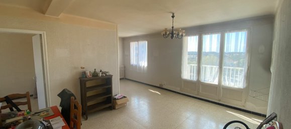 2 bedrooms Apartment in La Seyne-sur-Mer, France No. 286855 2