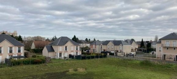 2 bedrooms Apartment in Saint-Pryve-Saint-Mesmin, France No. 217593 8