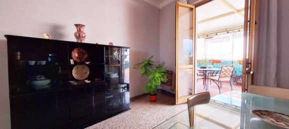 2 bedrooms Apartment in Naples, Italy No. 321883 11