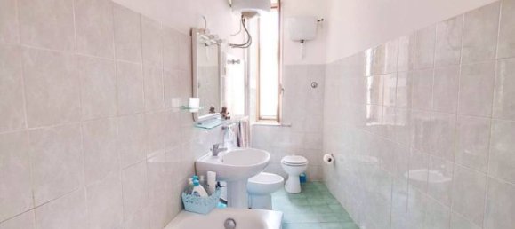 2 bedrooms Apartment in Naples, Italy No. 321883 27