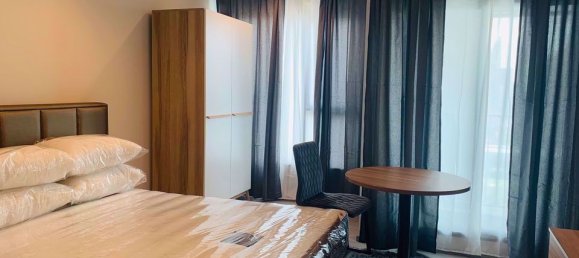 Studio in the Condo in Ratchathewi, Thailand No. 9457 2