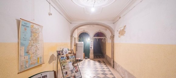 1233m² Building in Lisbon, Portugal No. 99206 27