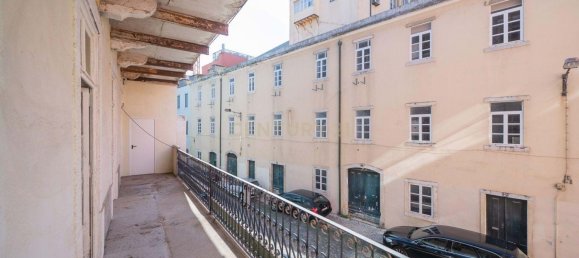 1233m² Building in Lisbon, Portugal No. 99206 23