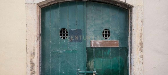 1233m² Building in Lisbon, Portugal No. 99206 25