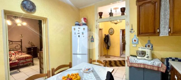 Apartamento de 2 dormitorios en Palermo, Italy No. 49477 9