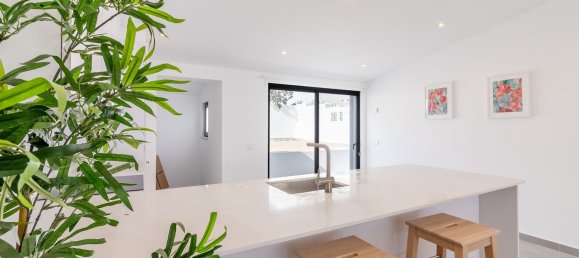 3 bedrooms House in Luz, Portugal No. 115554 10