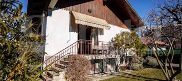 2 bedrooms Villa in Pinerolo, Italy No. 214401 4