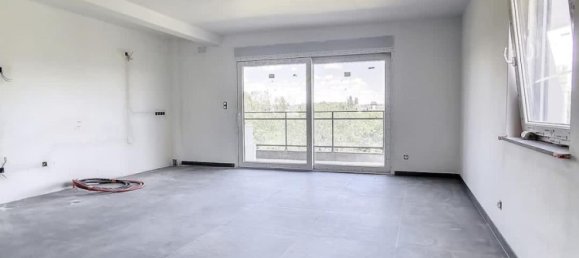 2 bedrooms Apartment in Sarreguemines, France No. 70507 3