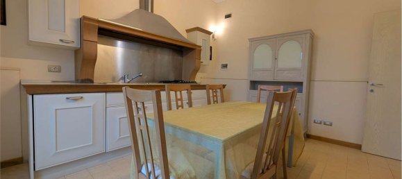 6 Schlafzimmer Villa in Pistoia, Italy, Nr. 370822 7