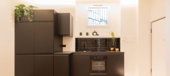 3-salle Appartement à Milan, Italy No. 244477 7