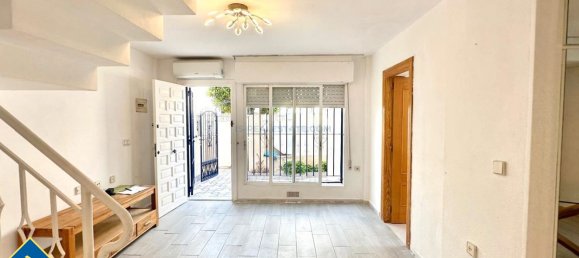 Adosado de 3 dormitorios en Torrevieja, Spain No. 157973 4