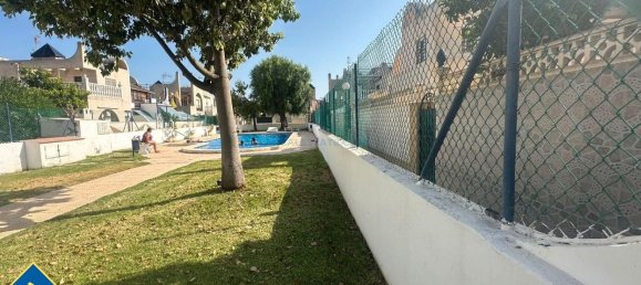 Adosado de 3 dormitorios en Torrevieja, Spain No. 157973 2