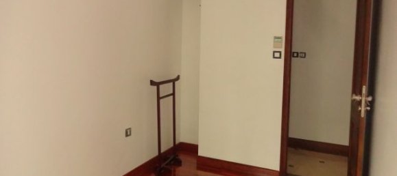 3 bedrooms Apartment in Tay Ho, Vietnam No. 5228 11