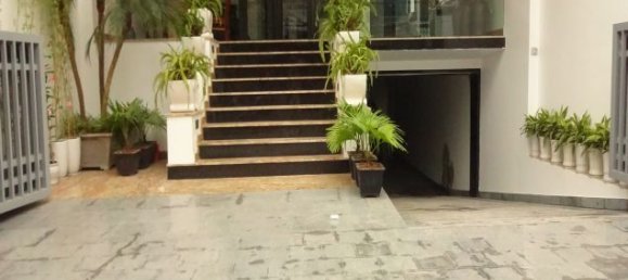 3 bedrooms Apartment in Tay Ho, Vietnam No. 5228 2