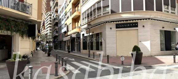 4 غرف نوم شقة في Alicante, Spain رقم 70106 46