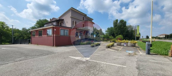 10-Zimmer Wohnung in Canaro, Italy, Nr. 57343 2