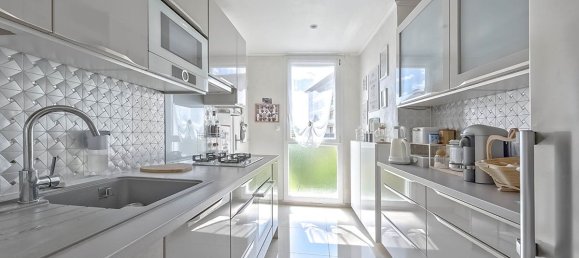 2 bedrooms Apartment in Eaubonne, France No. 327957 2