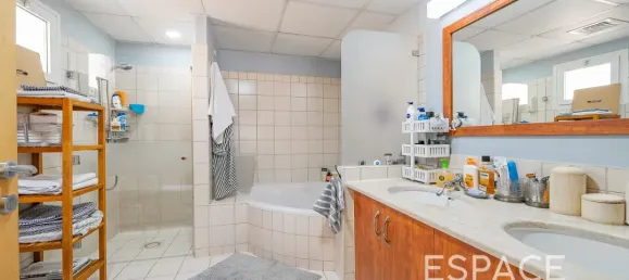 5 dormitorios villa en venta en Meadows, Dubai, UAE № 106012 12