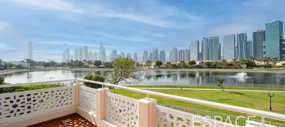 5 dormitorios villa en venta en Meadows, Dubai, UAE № 106012 9