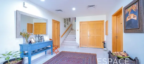 5 dormitorios villa en venta en Meadows, Dubai, UAE № 106012 2