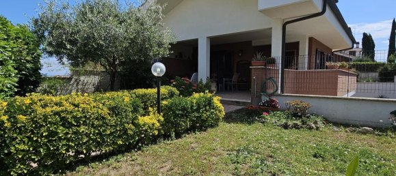 4 bedrooms Villa in Guidonia Montecelio, Italy No. 339457 2
