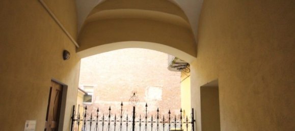 5 rooms Apartment in Casale Monferrato, Italy No. 48671 4