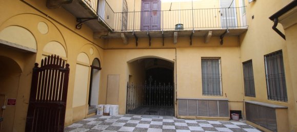 5 rooms Apartment in Casale Monferrato, Italy No. 48671 26