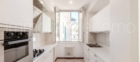 3 bedrooms Apartment in Carate Urio, Italy No. 327115 27