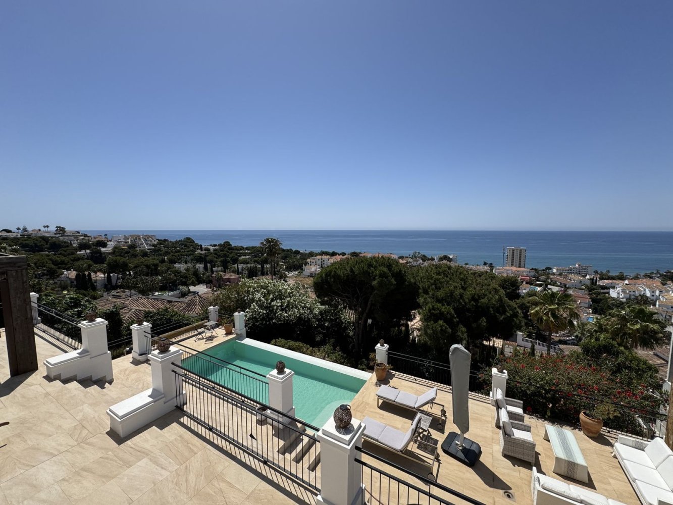 4 bedrooms Villa in Mijas, Spain No. 140078