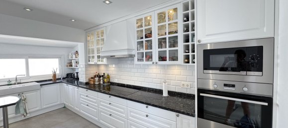 4 bedrooms Villa in Mijas, Spain No. 140078 11