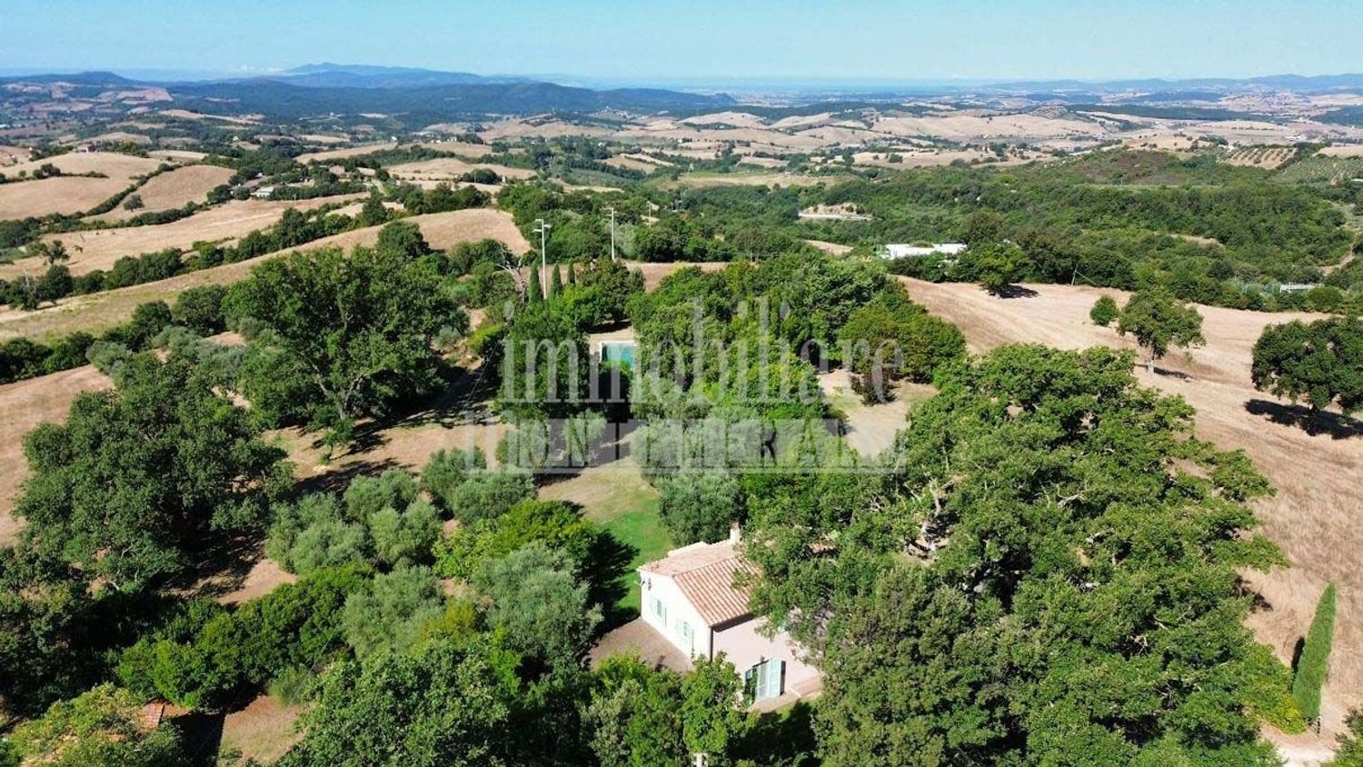 11 rooms House in Manciano, Italy No. 275355