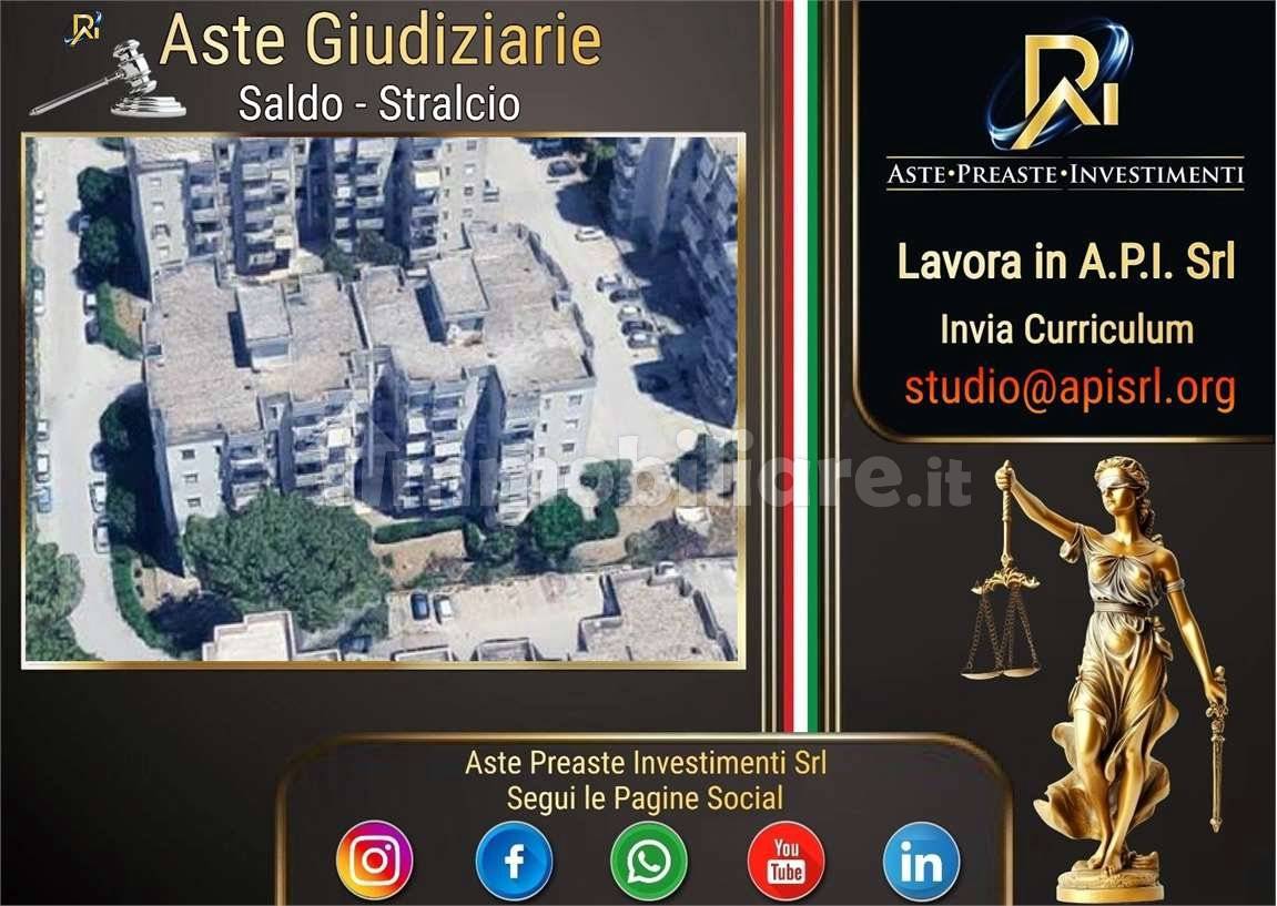 3 غرف نوم شقة في Taranto, Italy رقم 287394